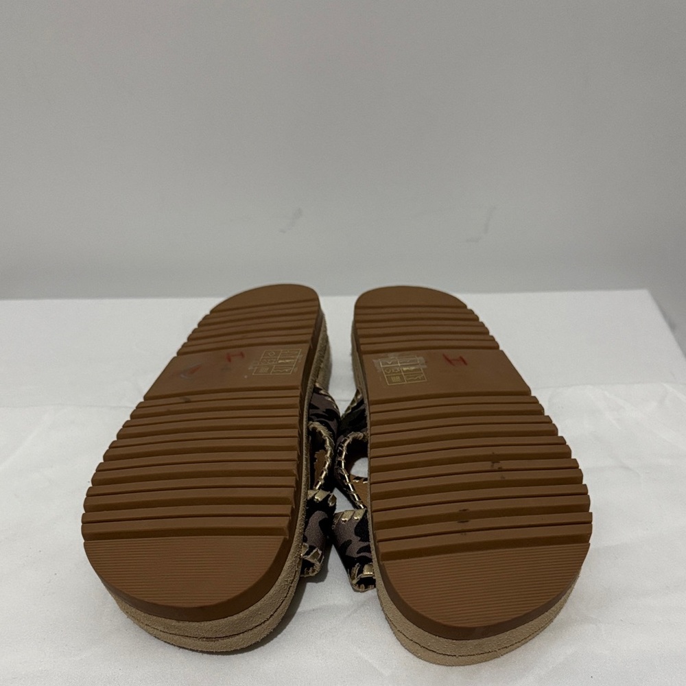 Jack Rogers Camouflage Sandals with Gold Trim - Picture 7 of 7